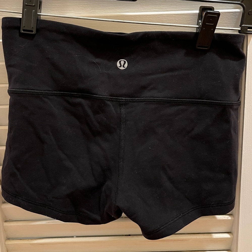 Lululemon spandex shorts